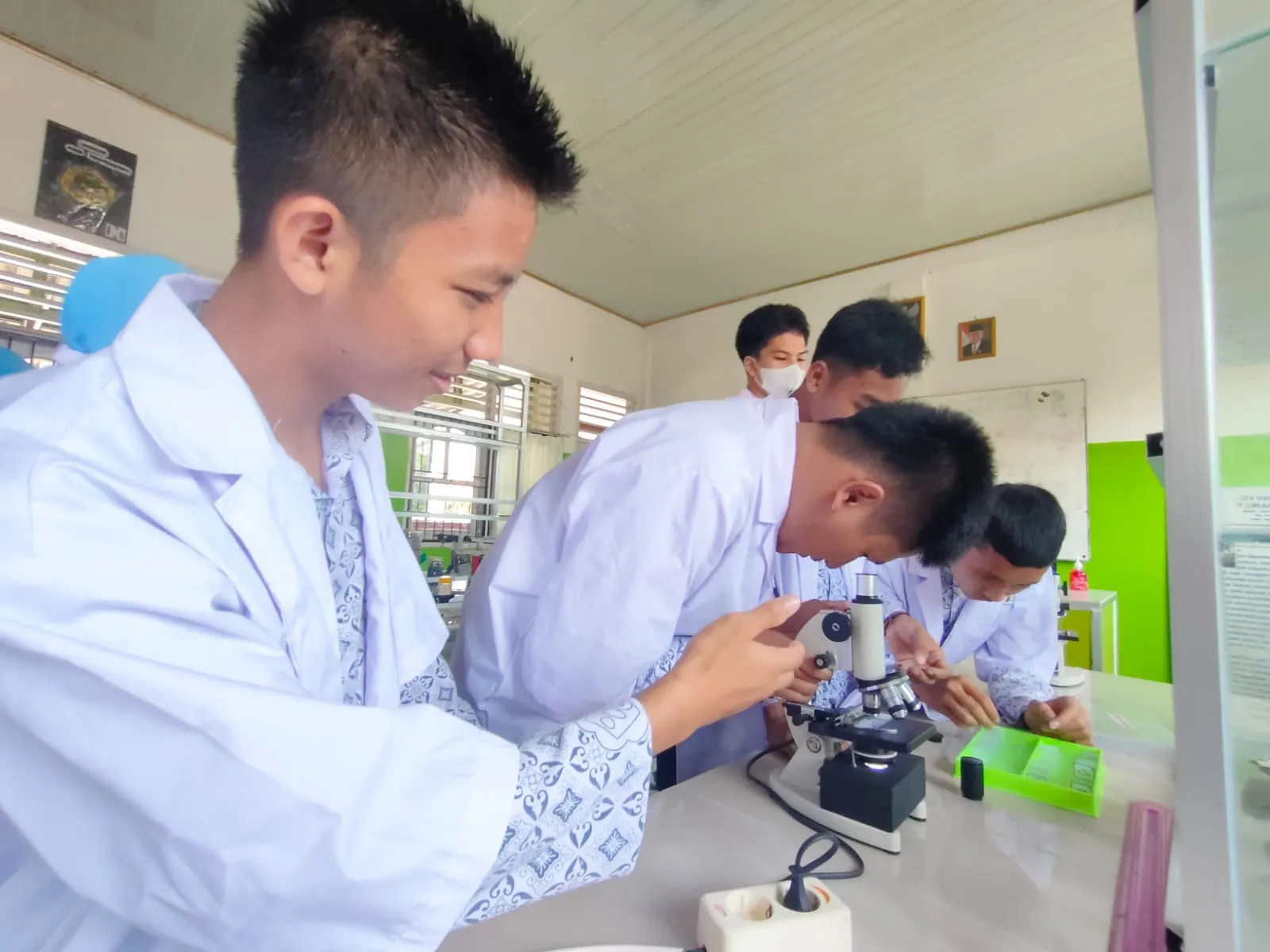 Mendidik Anak tanpa TV dan Gadget