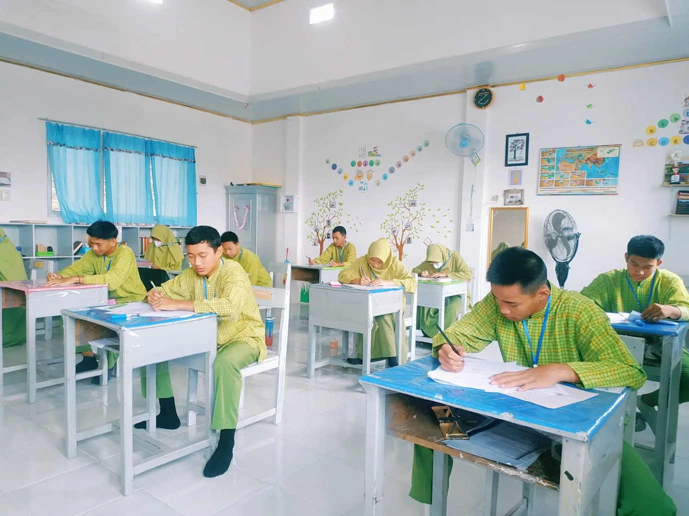 PTS Kelas 10 & 11. PAS 12