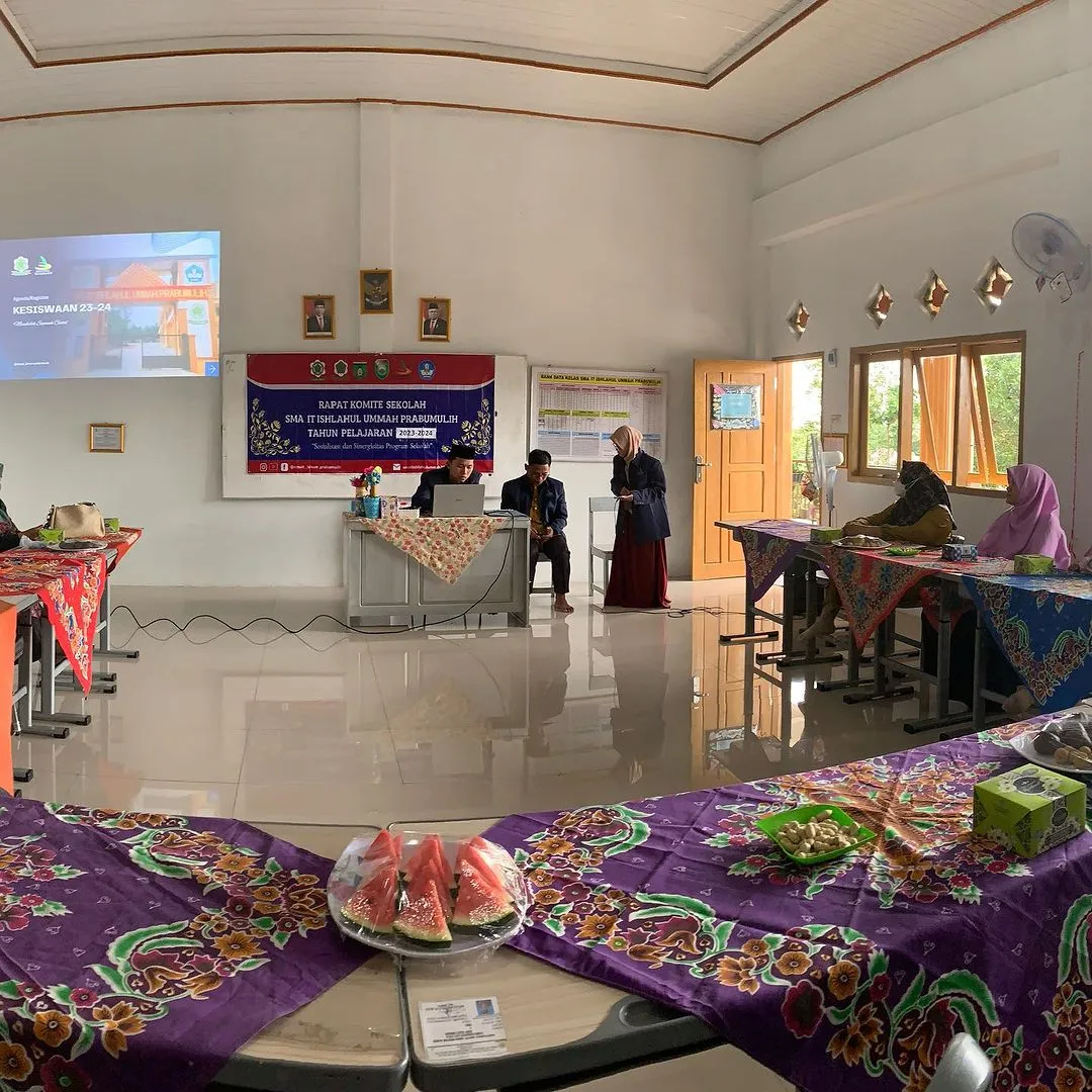 RAPAT KOMITE DAN PEMBERIAN SERTIFIKAT MUNAQOSAH TAHSIN DAN TAHFIZH QUR'AN